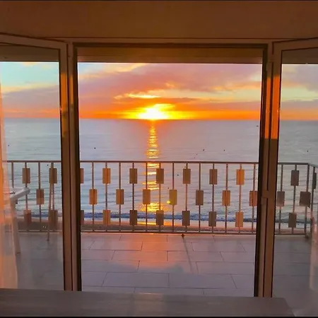 Balcon Al Mediterraneo Apartment Blanes